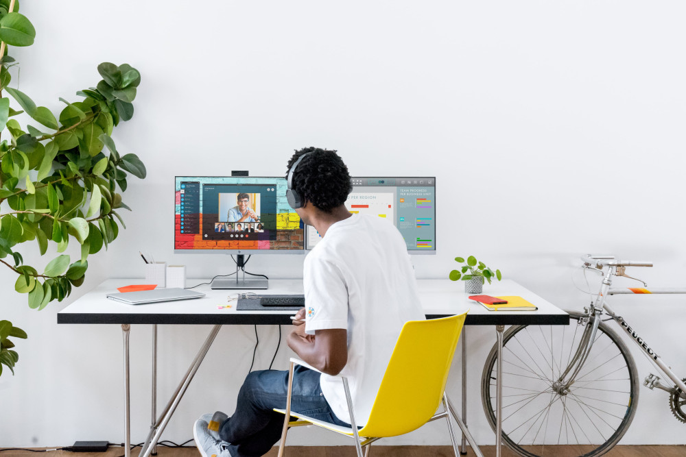 HP Elitedisplay E243m